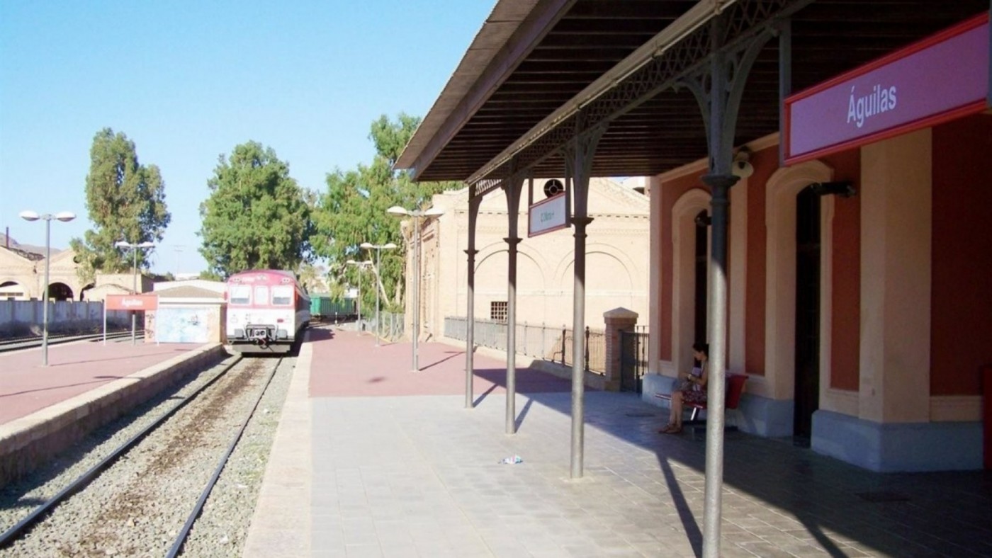 El Gobierno regional reclama que la estación de Águilas se mantenga en el casco urbano