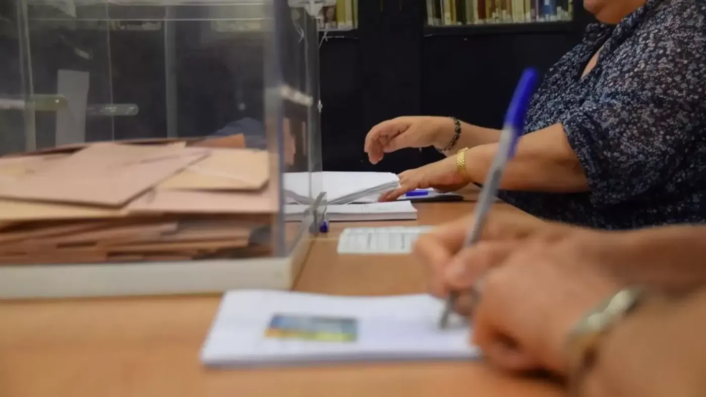 La Junta Electoral continúa resolviendo excusas para eludir formar parte de una mesa