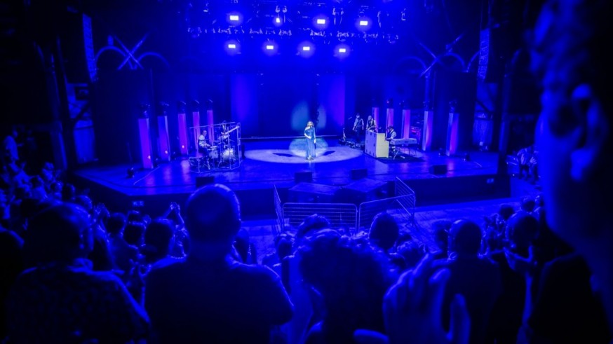 Luz Casal cierra por todo lo alto el festival de teatro, música y danza de San Javier