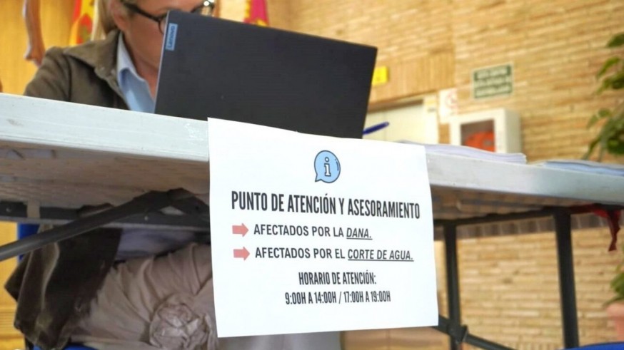 El sector hostelero del Mar Menor reclamará pérdidas millonarias por la crisis del agua potable