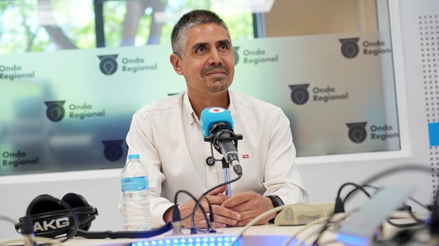 Giménez Gallo: "La moción de censura era viable tras haber firmado 14 adultos un documento de principios ante notario"