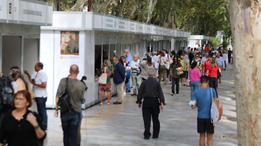 Comienza la Feria del Libro de Murcia 2022