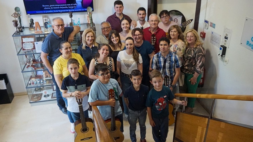 Nos vamos de parranda. Pedro Cardoso y la Escuela de Folklore de Tercia