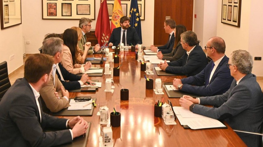 "Cada jornada de parálisis por el apagón cuesta 175 millones de euros a la Región de Murcia"