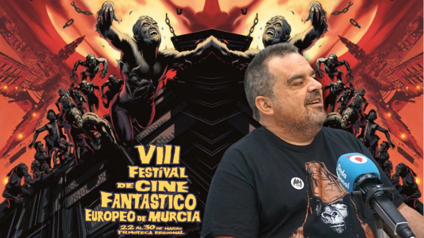 Javier García Caballero y cartel del VIII C-FEM