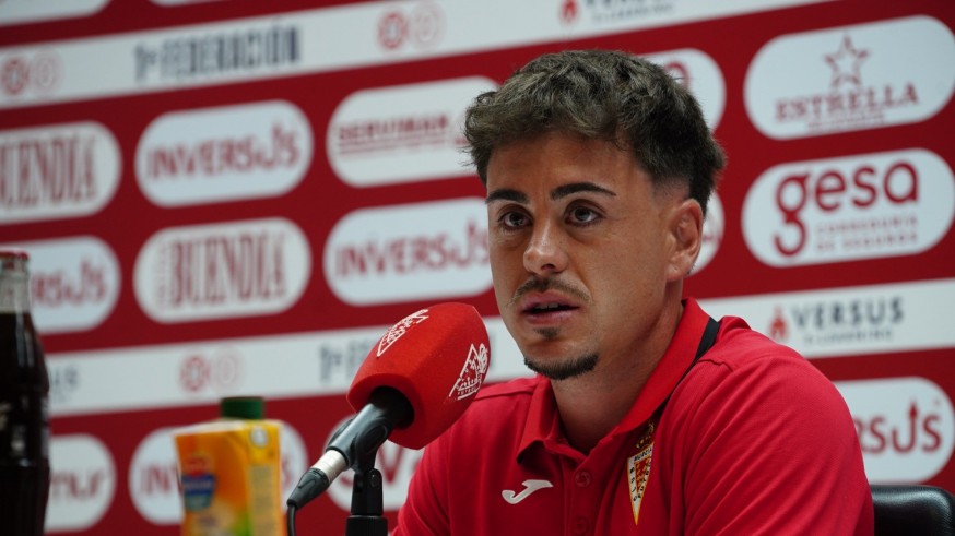 Víctor Olmedo. "El Real Murcia es un gigante dormido"