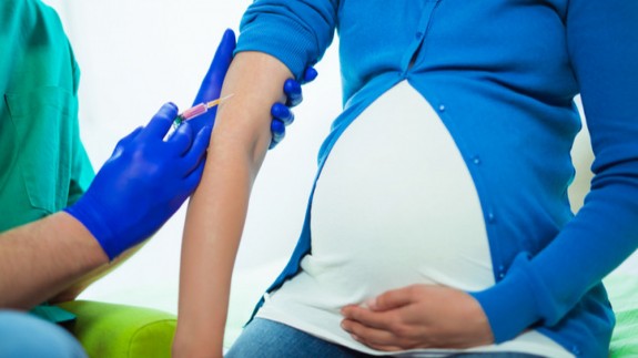 PLAZA PÚBLICA. Colegio de Enfermería: Recomendaciones sobre la vacunación en mujeres embarazadas y durante la lactancia