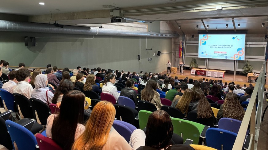 La UMU acoge a cientos de estudiantes con motivo del Congreso de Investigadores Junior