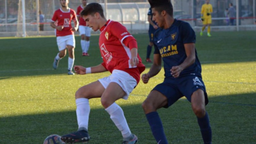 El Real Murcia vence al UCAM 0-2 en División de Honor