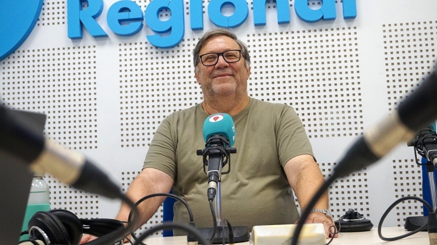 Con Joaquín Sánchez 'El Cura' hablamos de su viaje de cooperación en Mozambique, de Gaza, Torre Pacheco o Jumilla, entre otros asuntos
