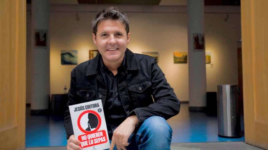 Jesús Cintora: "Estamos en un tiempo muy propicio para contar quién maneja realmente el poder"