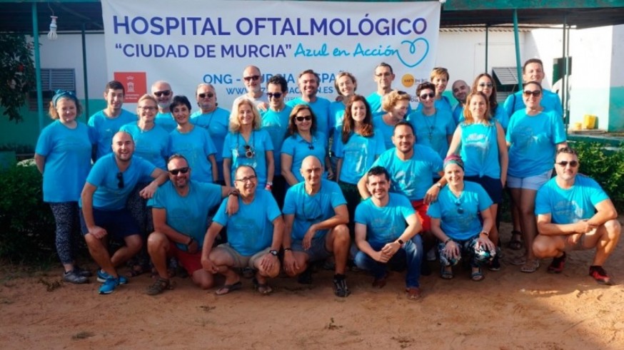 El Colegio de Enfermería reconoce la labor de la ONG Azul en Acción