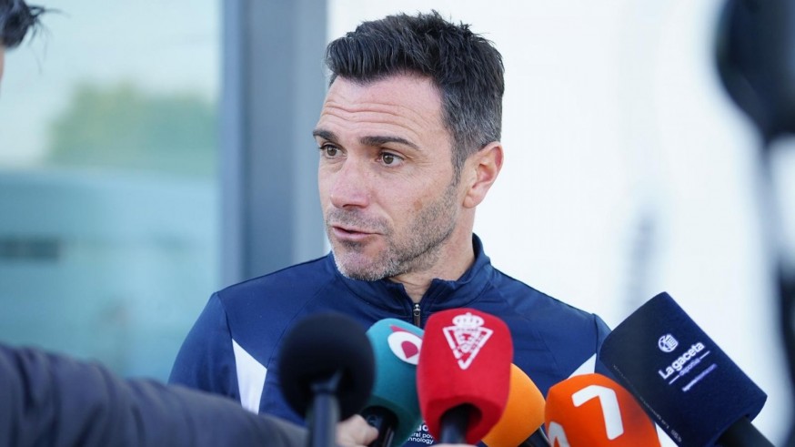 Colunga: "Con los fichajes sube el nivel del Real Murcia"