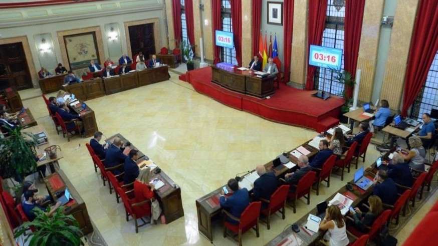 La actual corporación del Ayuntamiento de Murcia se despide en un pleno extraordinario