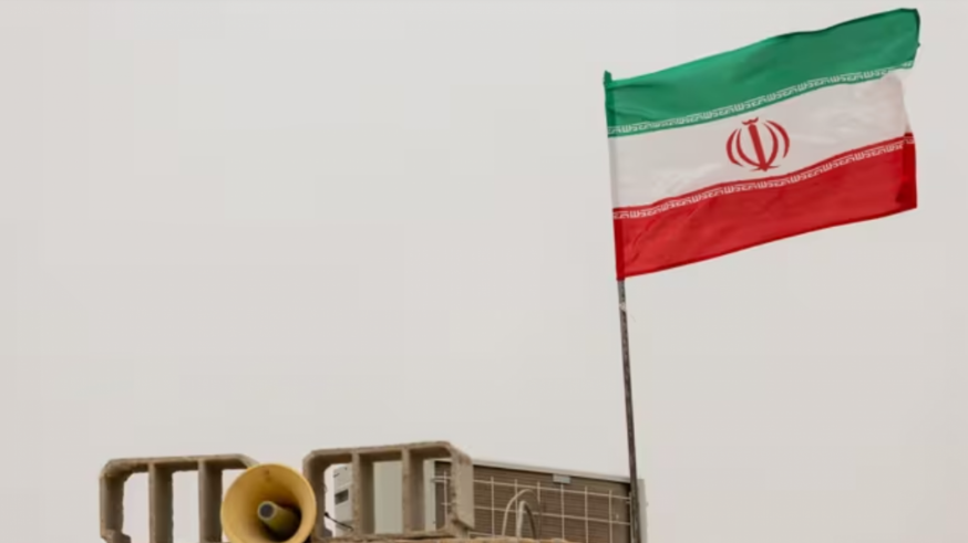 Israel y Estados Unidos atacan instalaciones militares de Irán