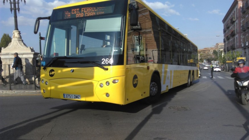 Autobús de LAT en la ciudad de Murcia, en una imagen de archivo. Foto: Europa Press