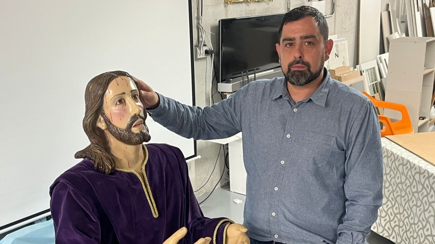 Fran Martínez Carrillo, cuarta generación de escultores vinculados a la Semana Santa