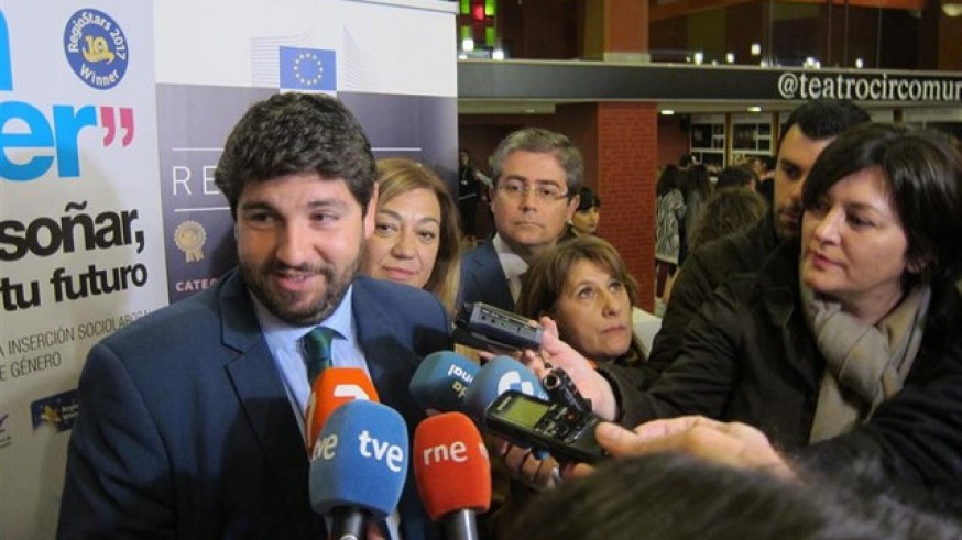 Miras en una imagen de archivo