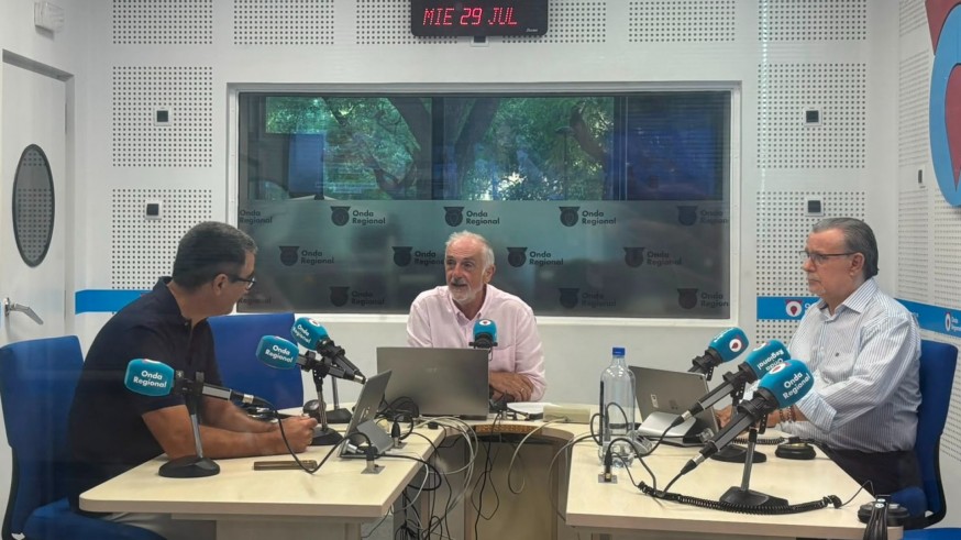 Alfonso Hernández Quereda, Miguel López-Morell y Juan Guillamón analizan las noticias del día en Onda Regional