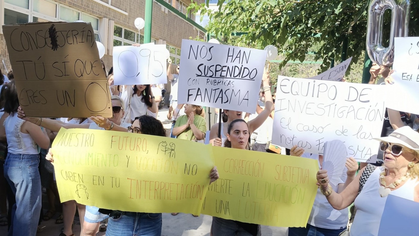 Los opositores de Infantil y Primaria denuncian la falta de transparencia tras el elevado número de suspensos