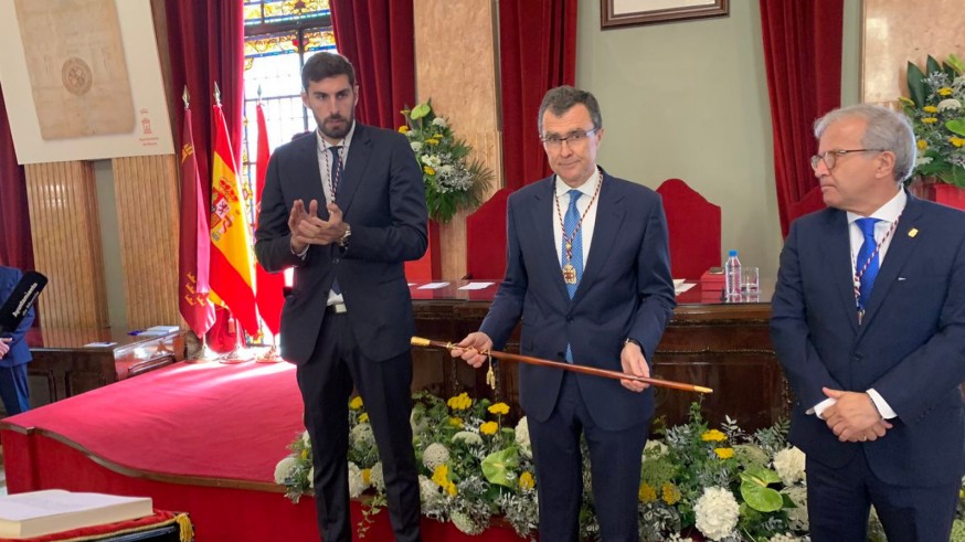 Ballesta, tras ser proclamado alcalde de Murcia