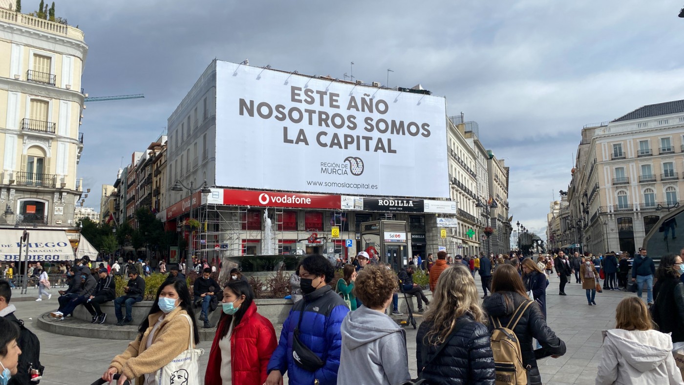 Imagen de la campaña publicitaria en la Puerta del Sol de Madrid