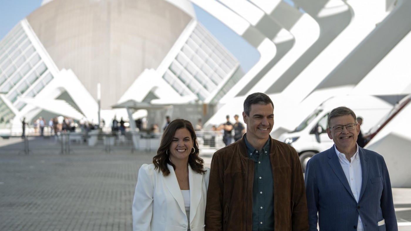 Sánchez anuncia la movilización de 50.000 viviendas de la Sareb para alquiler asequible de jóvenes y familias