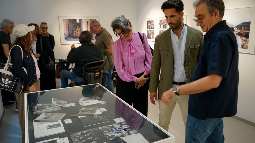 Carlos Gallego: Una mirada humanista a la memoria visual de Cartagena en el MURAM