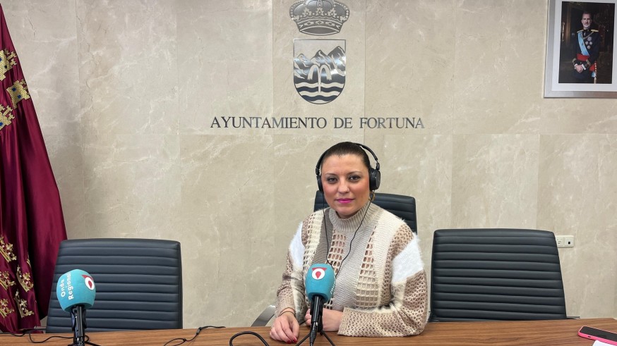 El día 20 de marzo se pone la primera piedra del parque fotovoltaico de Fortuna