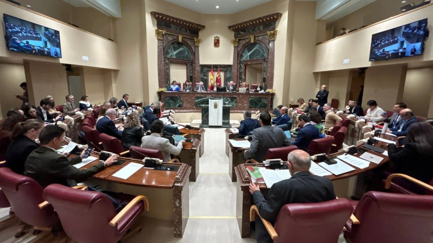 VOX y Podemos se oponen a la declaración institucional del PP en apoyo a los ceutíes