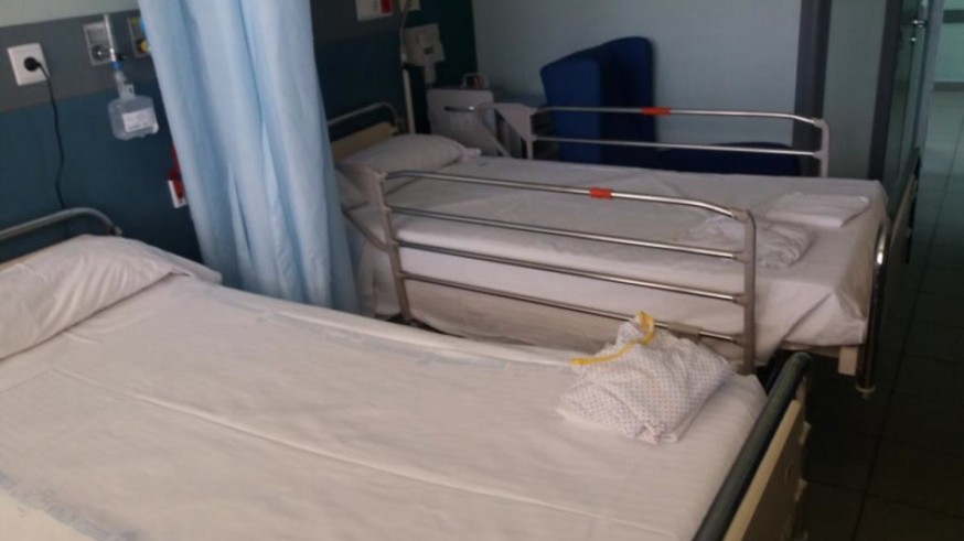 Camas habilitadas en el hospital del Rossell. Foto del área 2 de salud