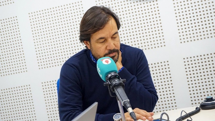 Veneno me dieras. Con Miguel Motas hablamos de la que podría ser la primera muerte por el virus shamonda, que hasta ahora solo afectaba a animales