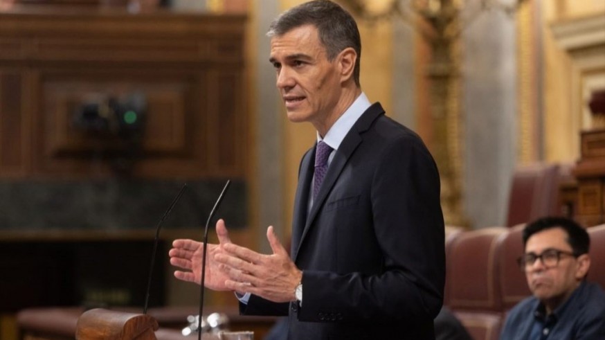 Pedro Sánchez acusa a López Miras de "xenófobo y cobarde"