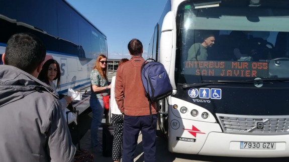Servicio de autobuses en el aeropuerto de Corvera