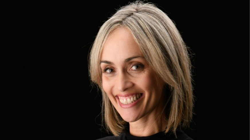 Voces en el espejo 1x30 - Azucena Marín