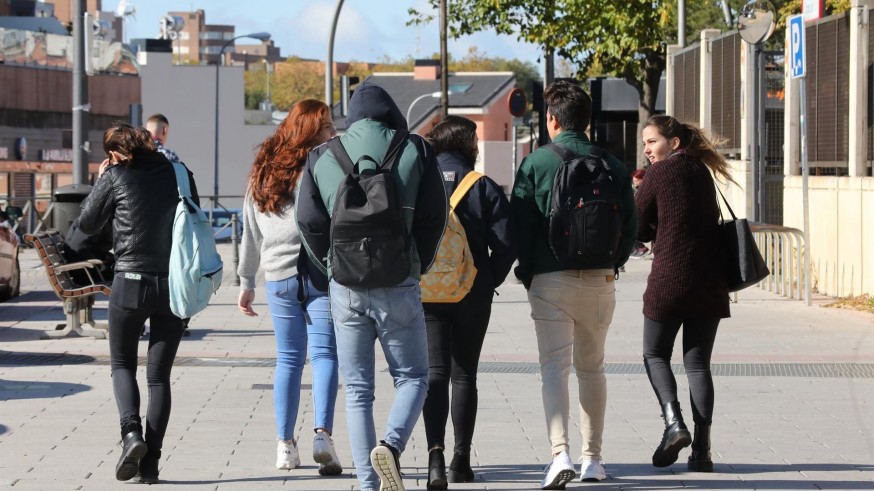 El 28% de jóvenes españoles solo tiene estudios básicos, el doble de la media de los países de la OCDE