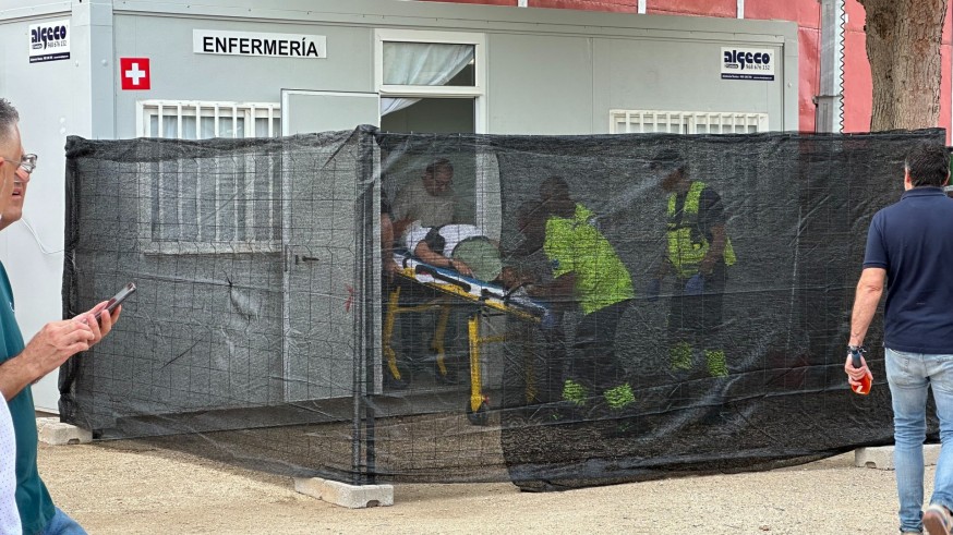 Herido por caerse de la barrera en el segundo encierro de Calasparra