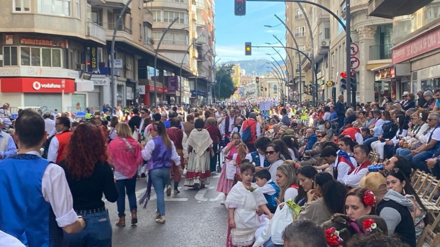 Miles de personas celebran el Bando de la Huerta en las calles de Murcia