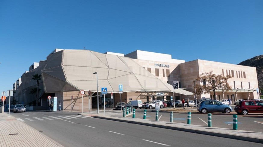 UGT denuncia coacciones y amenazas en el Hospital Santa Lucía