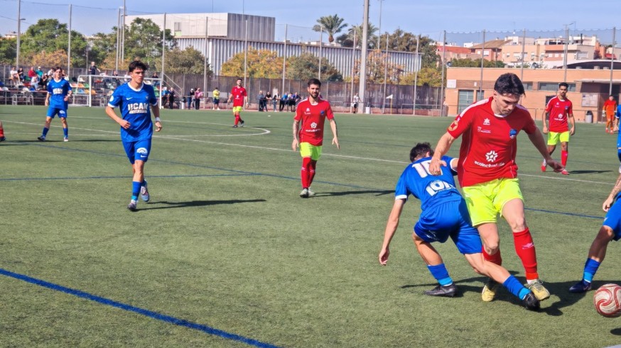El UCAM Murcia B suma de tres ante el Alcantarilla