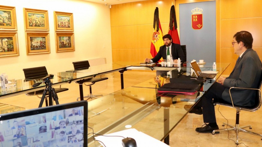 Fernando López Miras y Manuel Villegas