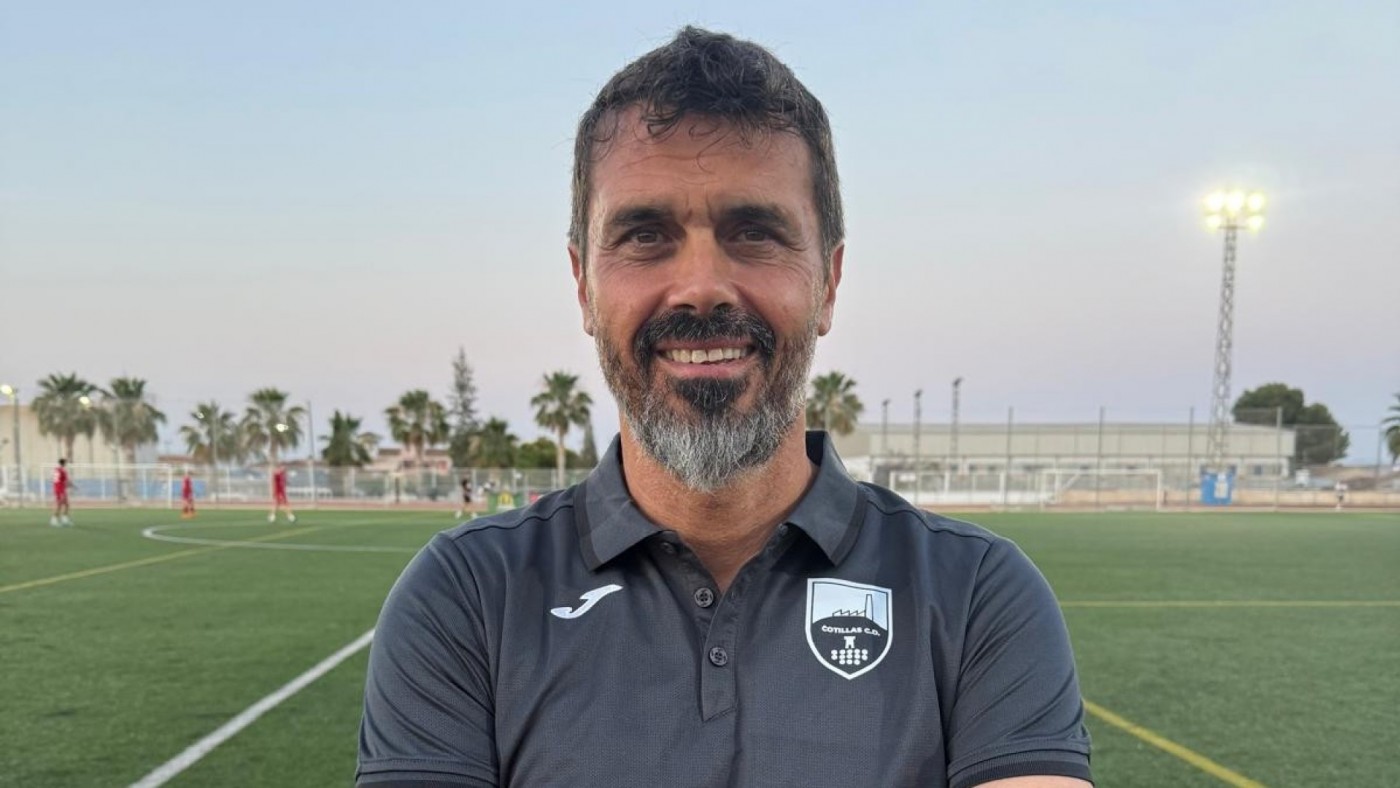 Ricardo Carrero: "Vamos a competirle al Real Murcia y a disfrutar"