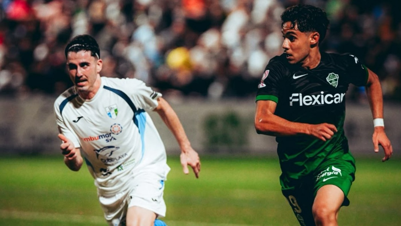 El Pinatar se permite soñar durante una hora ante el Elche