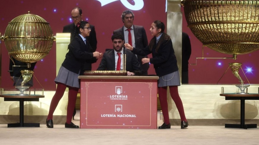 El 79.432 resulta agraciado como el Gordo de Navidad y pasa de largo en la Región de Murcia