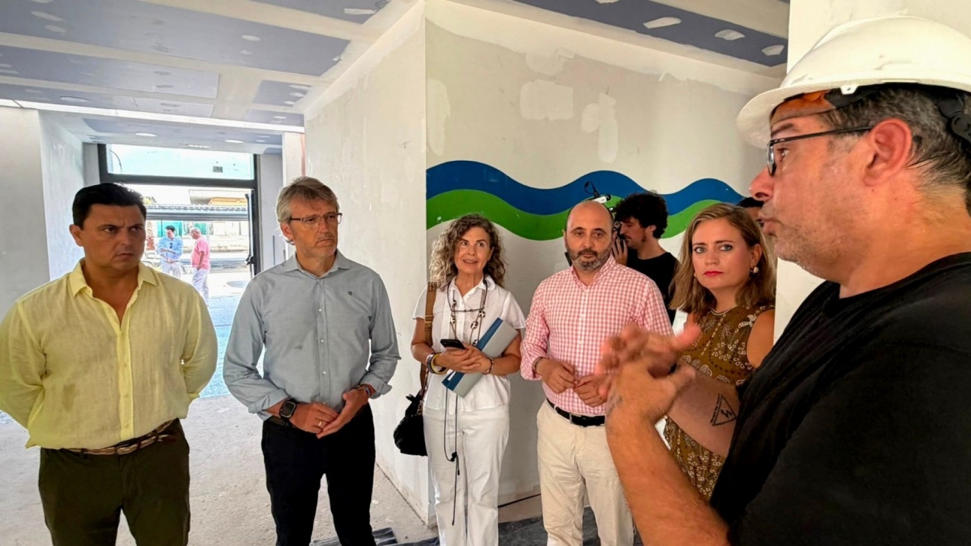 La antigua terminal de San Javier, a un paso de ser un polo aeroespacial