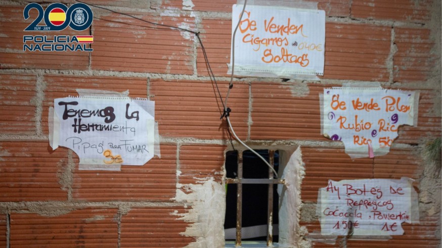 Siete detenidos en un narcopiso en El Palmar abierto las 24 horas del día 