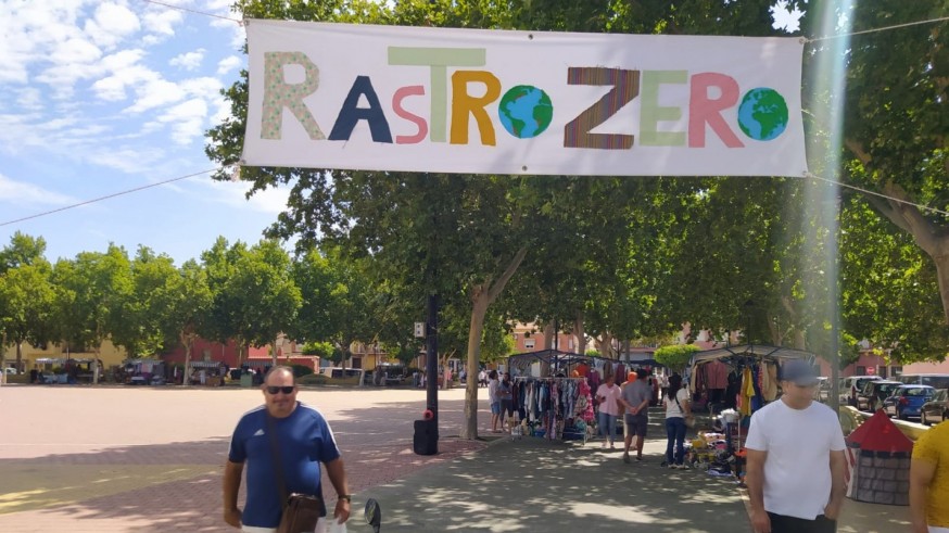 Mula impulsa la economía circular con el éxito de su mercadillo "Rastro Zero" en el parque Cristóbal Gabarrón