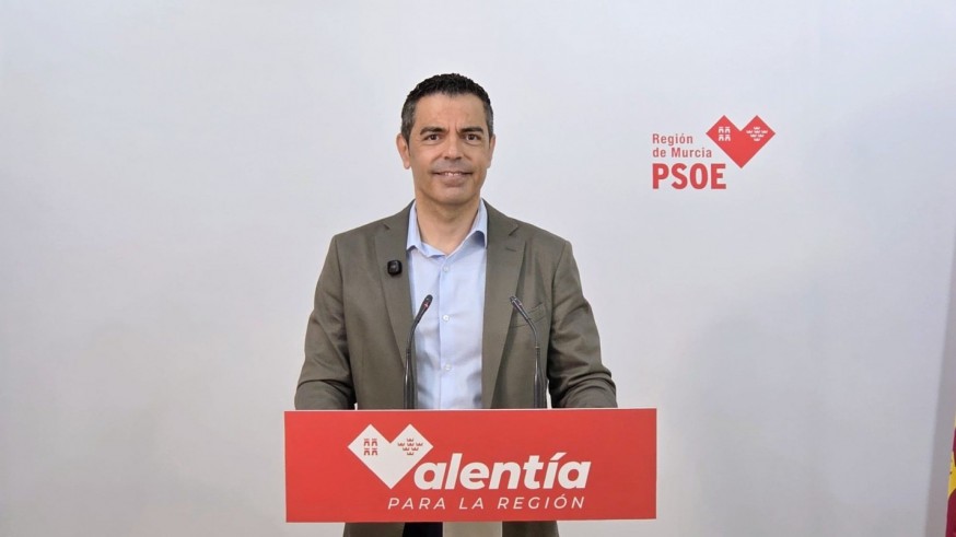 Ros acusa al Gobierno regional de no usar fondos europeos para construir viviendas