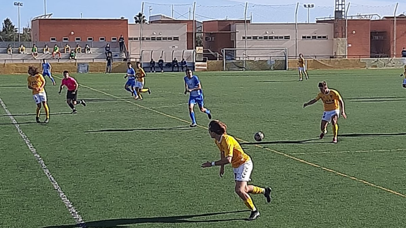 El UCAM Murcia B golea al Plus Ultra| 0-4