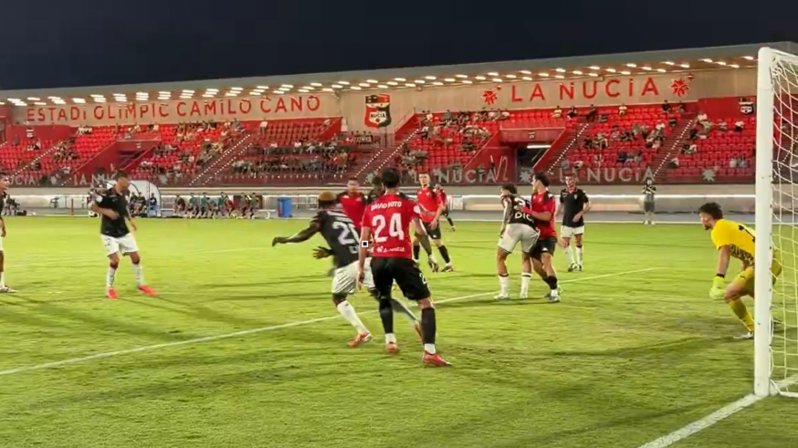 El Imperial se vuelve de vacío de Alicante (5-1)